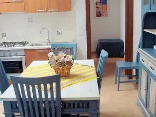 Renda Apartment *